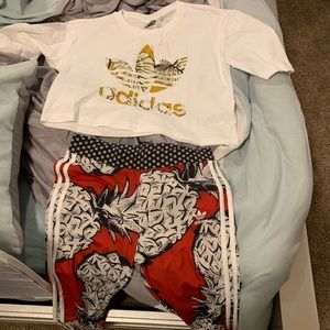 Adidas shirt and leggings